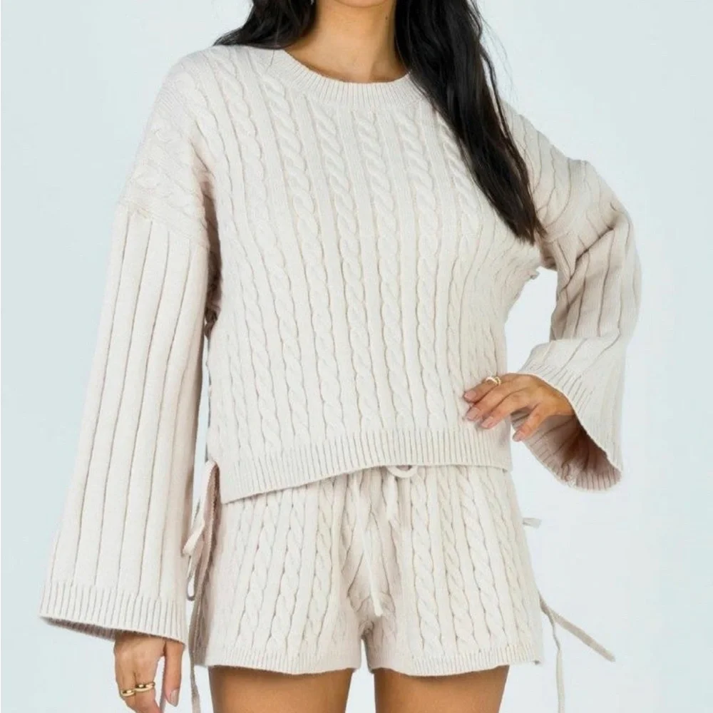 Princess Polly Aribella cable knit sweater cozy - Picture 2 of 7